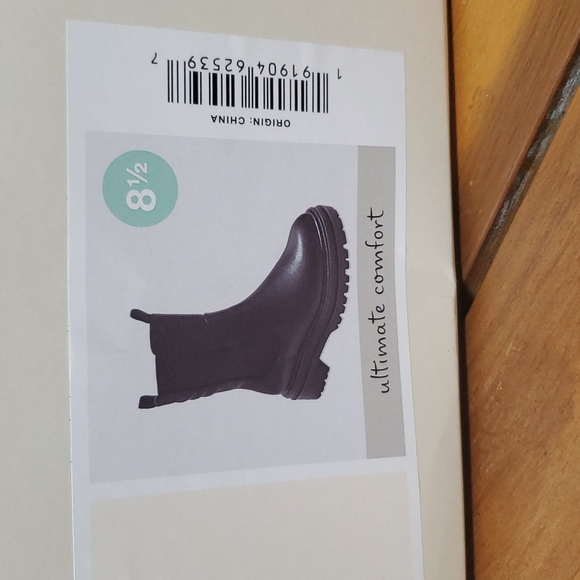 A New Day Women's Laura Gore Chelsea Boots - Picture 8 of 10